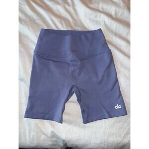 Alo lilac blue ribbed favorite shorts